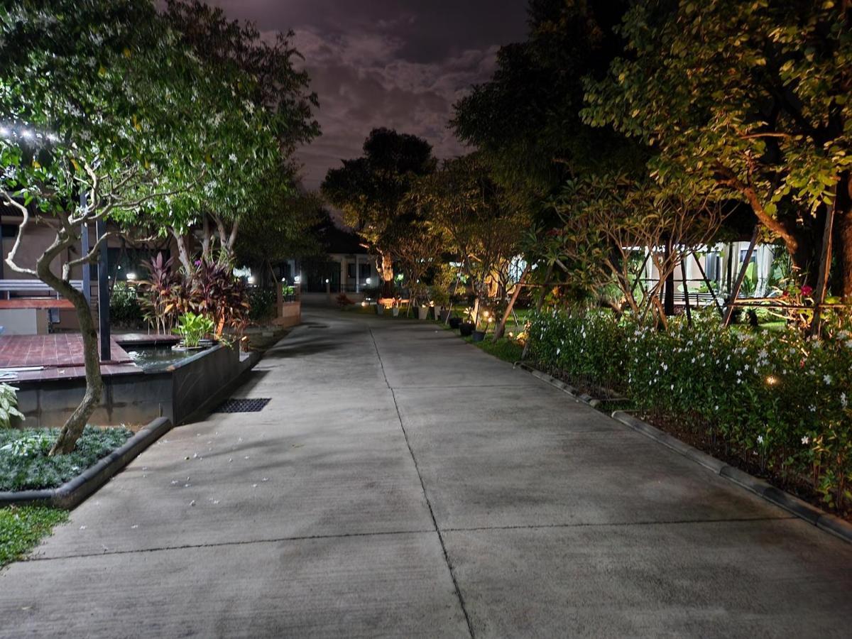 Baan Nern Khao Resort Pattaya Ban Huai Yai エクステリア 写真
