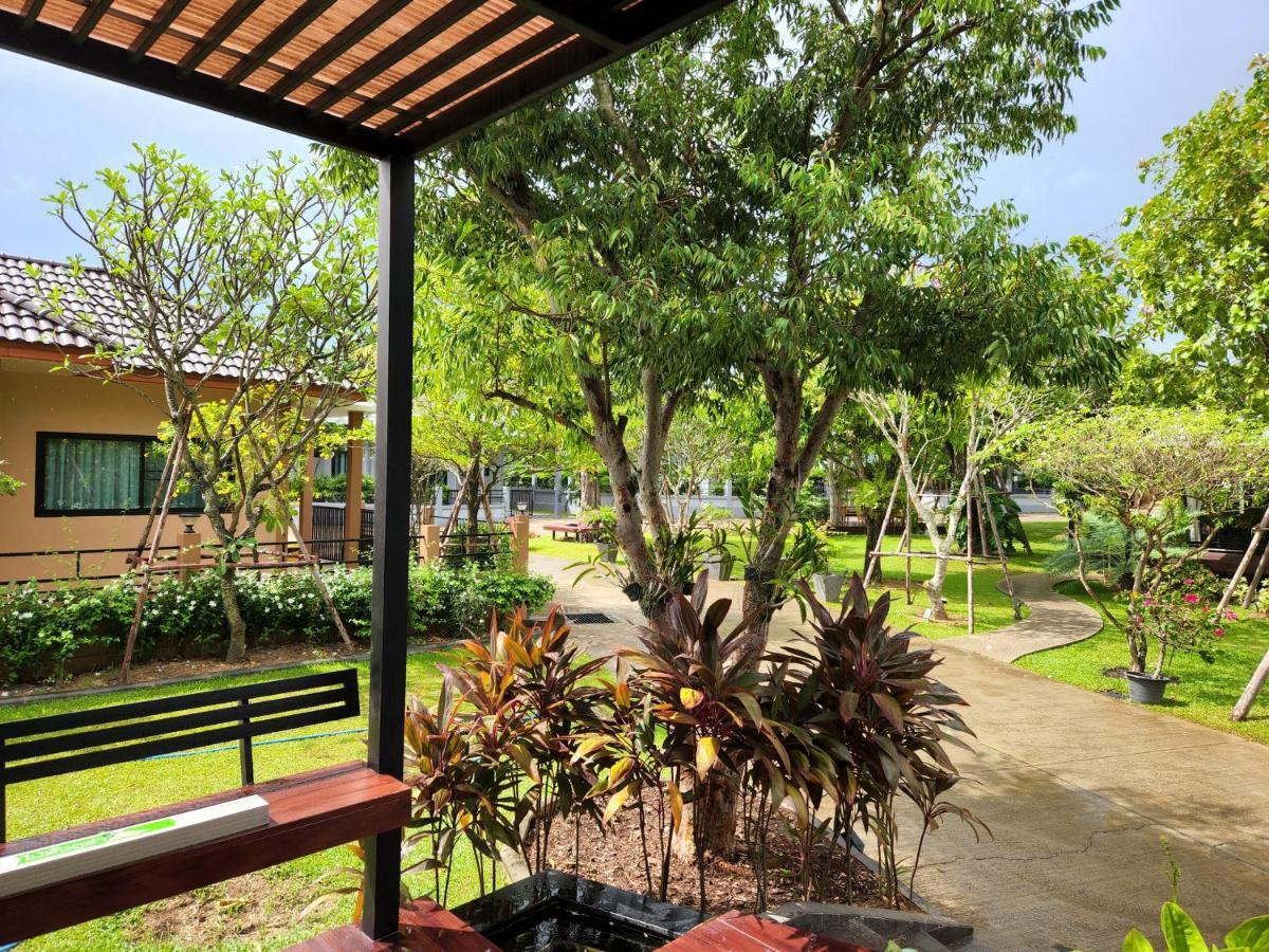 Baan Nern Khao Resort Pattaya Ban Huai Yai エクステリア 写真